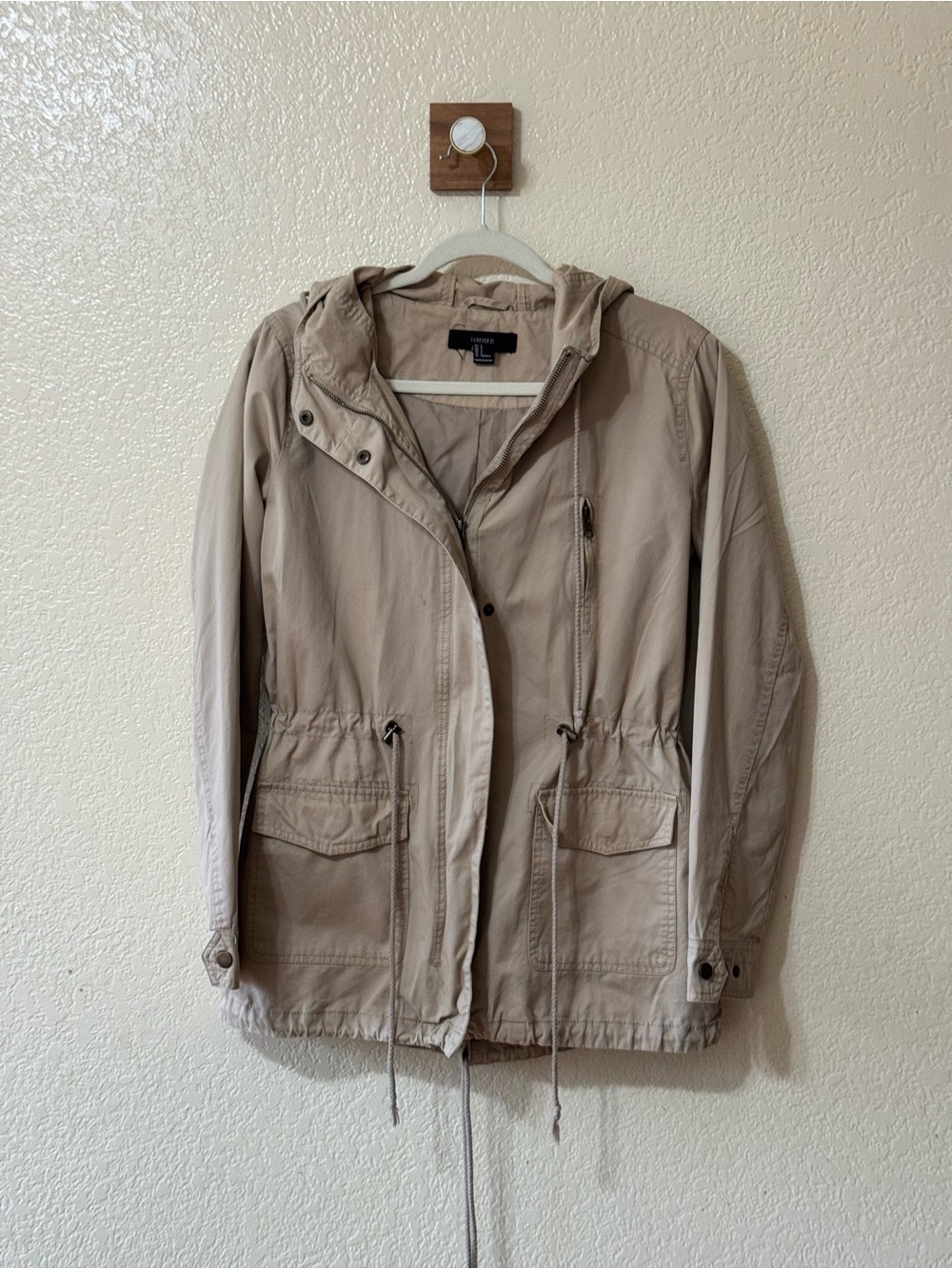 Forever 21 Women’s Light Khaki Hooded Utility Jacket 100% Cotton Size Sm FLAWS